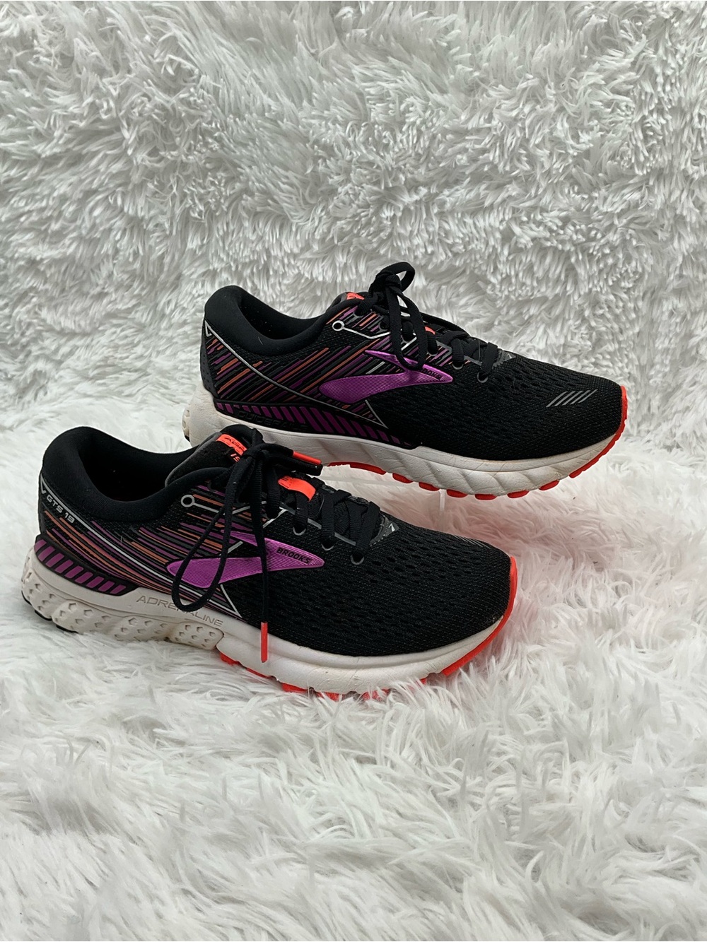Brooks Adrenaline GTS Running Shoes Size 7 Black Purple Coral